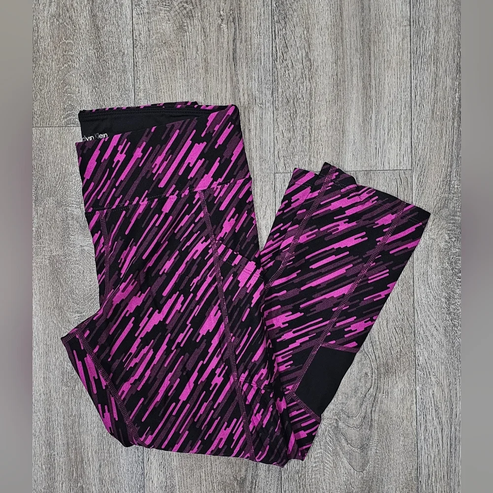 Calvin Klein Performance Leggings-Size Small